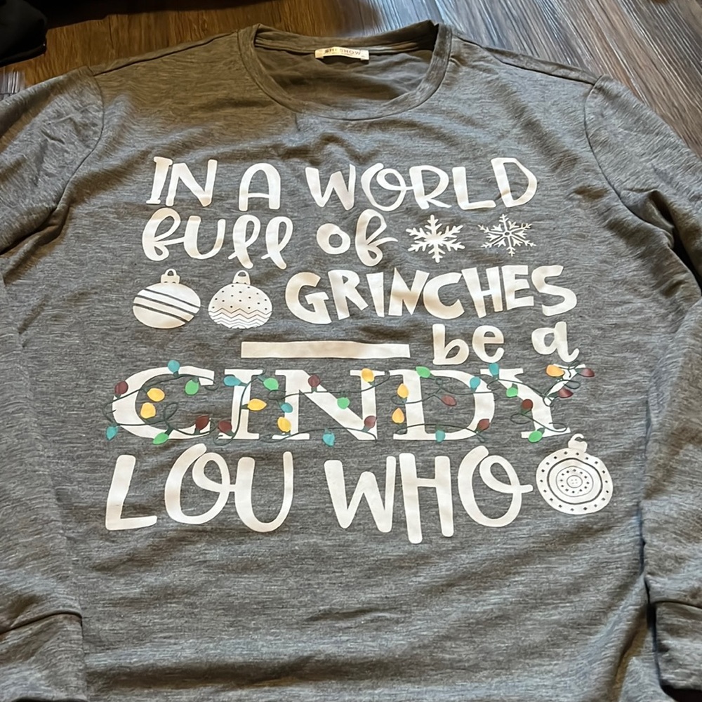 BNWOT SHESHOW Grinch Cindy Lou Who L/S Size XL